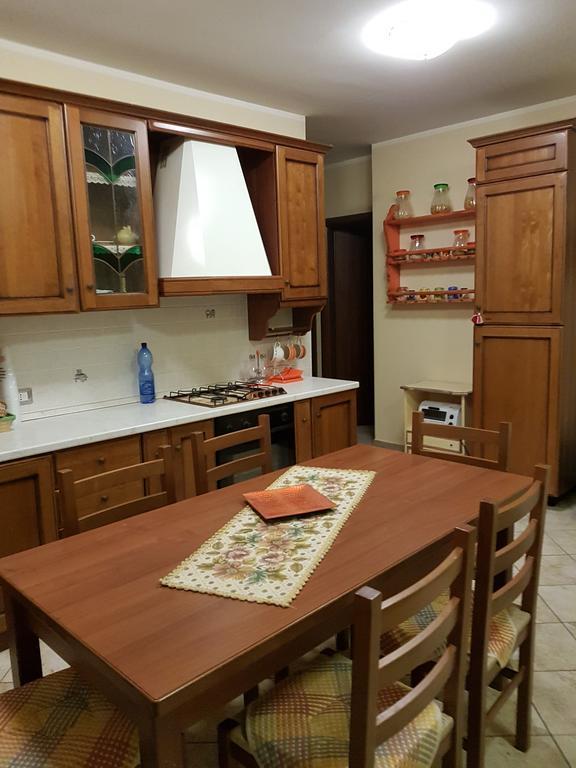 Rifugio Dell'Airone Apartment Capodimonte Bagian luar foto