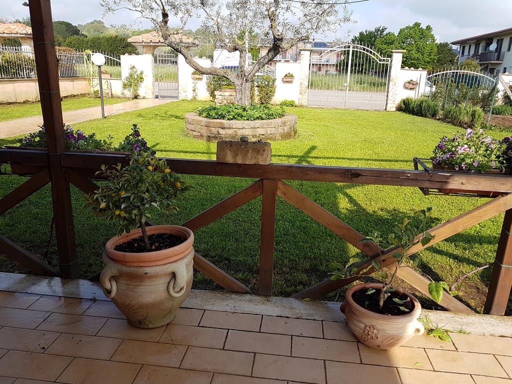 Rifugio Dell'Airone Apartment Capodimonte Bagian luar foto